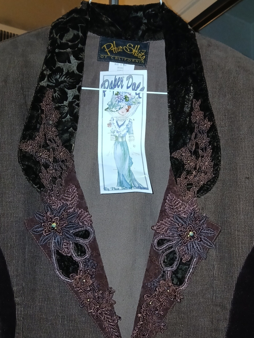 VtG Rare Phun Shirts Of Cali Velvet-Trim Embroidered Victorian Brown Jacket